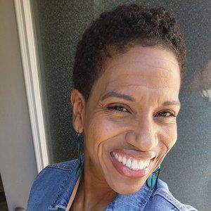 Meet your Posher, Letitia